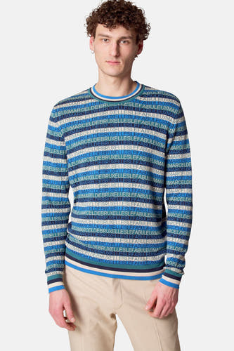 T-shirt bleu avec col rond de Le Fabuleux Marcel de Bruxelles, avec un design à rayures et imprimé.