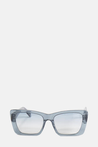 Lunettes de soleil bleues de Le Fabuleux Marcel de Bruxelles, avec un cadre rectangulaire et des verres teintés.