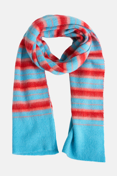 Écharpe d'hiver multicolore de Le Fabuleux Marcel de Bruxelles, avec des rayures horizontales bleues et rouges frappantes.