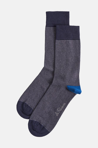 Chaussettes bleues de Le Fabuleux Marcel de Bruxelles, avec des rayures horizontales fines et une pointe bleue.