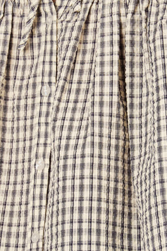 Chemise à carreaux bleus de Le Fabuleux Marcel de Bruxelles, avec fermeture à boutons et détail plissé.