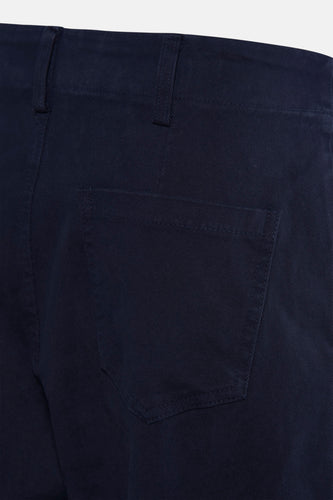 Donkerblauwe broekzak.
