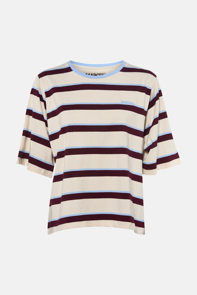 Multicolor gestreepte 3/4-mouw T-shirt van Le Fabuleux Marcel de Bruxelles, crèmekleurig met bordeaux en lichtblauwe strepen, ronde hals met blauwe bies, klein logo op borst, front view
