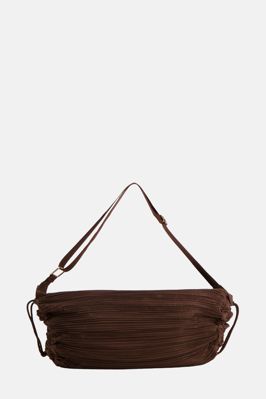 Sac à épaules marron de My Jewellery Bags, avec plis et une bandoulière ajustable.