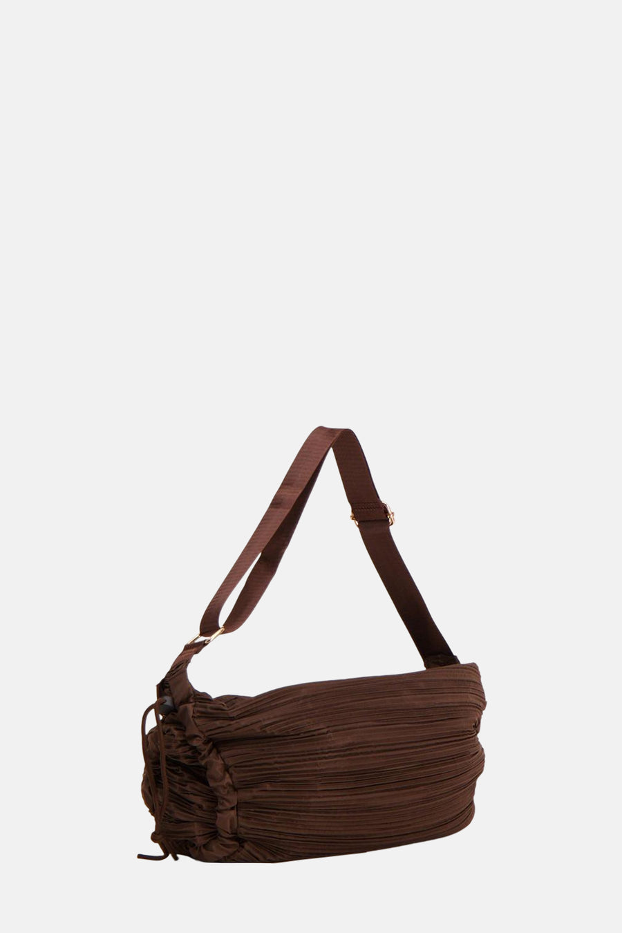 Bruine schoudertas van My Jewellery Bags, met een geplisseerd ontwerp en een verstelbare band.