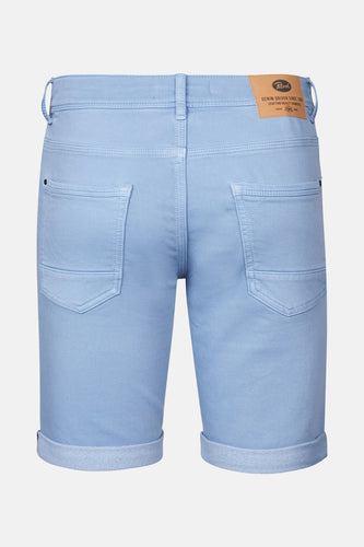 Lichtblauwe denim short van achteren gezien.