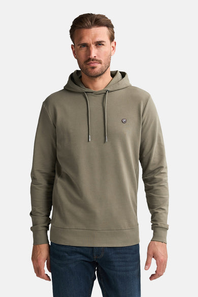 Sweater vert avec capuche de Petrol Industries, avec des cordons et un petit logo.