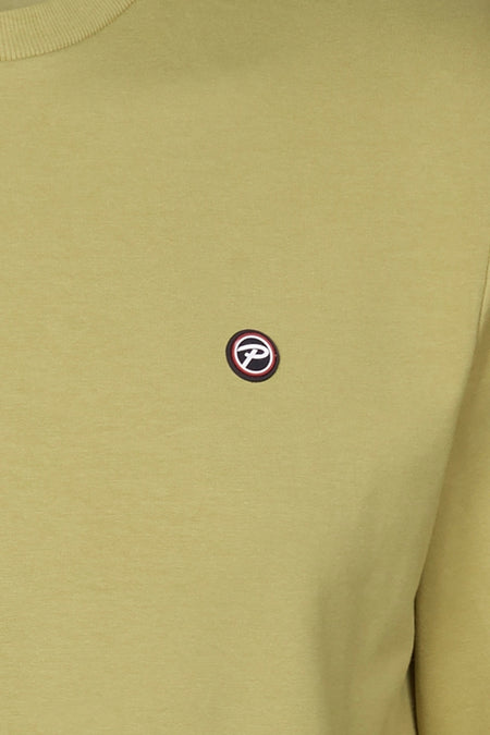 Sweater vert de Petrol Industries®, avec un petit logo sur la poitrine.