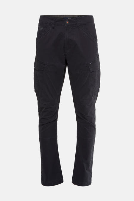 Pantalon cargo noir de Petrol Industries® avec poches sur les jambes et poches arrière.