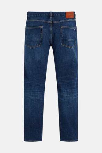 Jean droit bleu marine de denim de TOMMY HILFIGER, avec des poches arrière et une étiquette en cuir.