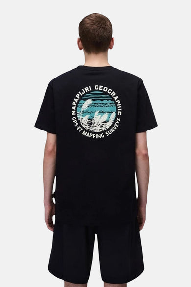 T-shirt noir à manches courtes de NAPAPIJRI, avec une impression ronde sur le dos.