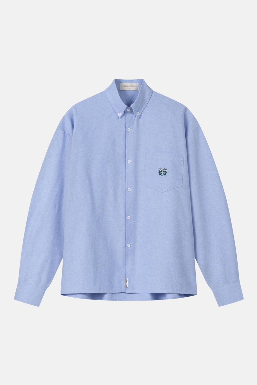 Blauw, lange mouwen hemd van Another Cotton Lab, met geborduurde bloemen op de borstzak.