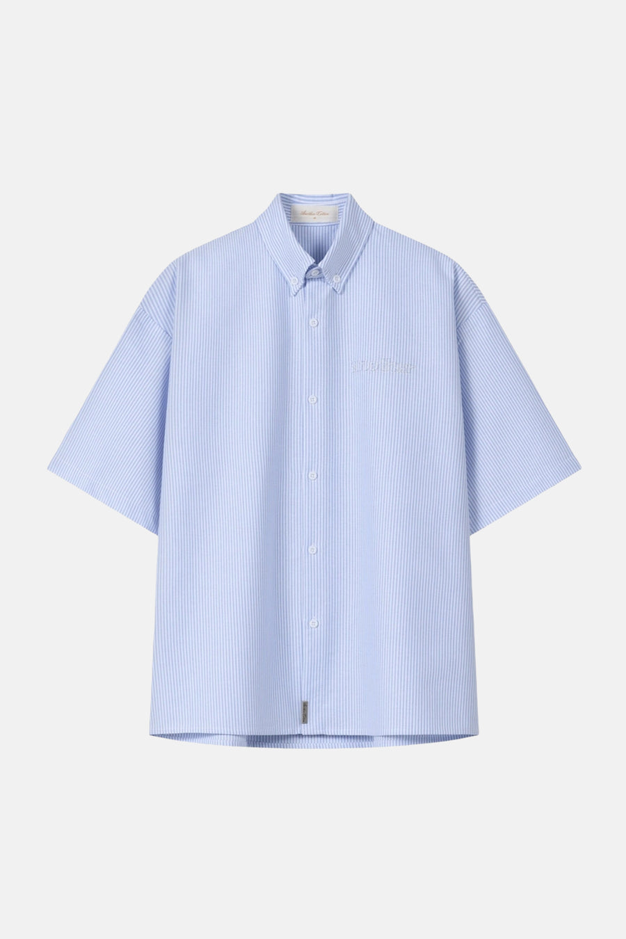 Blauw gestreept overhemd met korte mouwen van ANOTHER COTTON LAB, met knoopsluiting en borduursel.