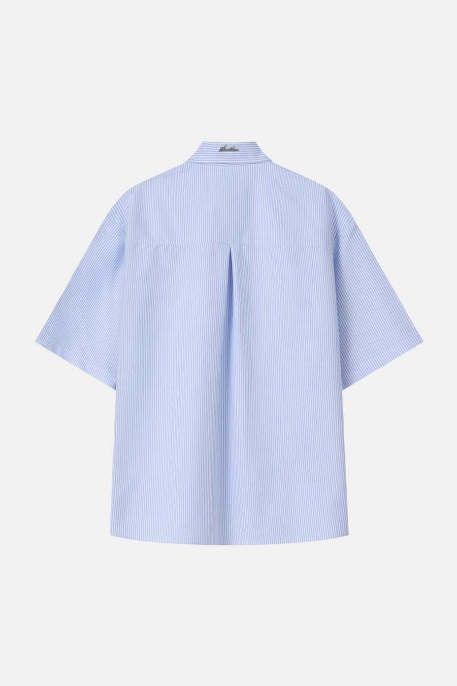 Chemise bleue à rayures à manches courtes de ANOTHER COTTON LAB, avec pli au dos.