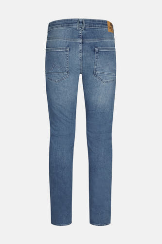 Jean slim fit en denim bleu clair de Petrol Industries, avec des poches arrière décoratives.