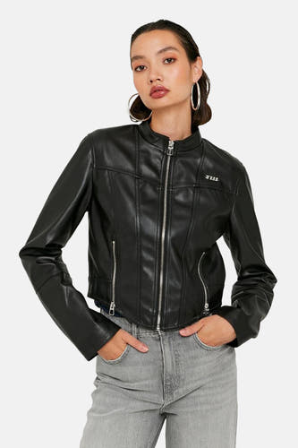 Manteau noir en imitation de TALLY WEIJL, avec fermeture éclair argentée et logo subtil.