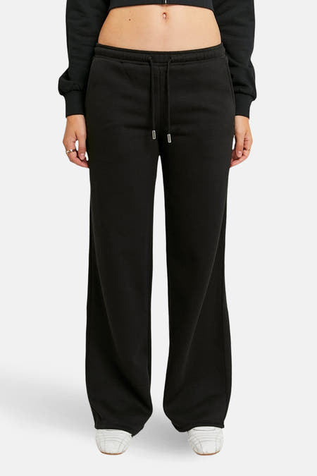 Short de jogging T TALLY WEALLL, avec une cord en la taille et des jambes larges.