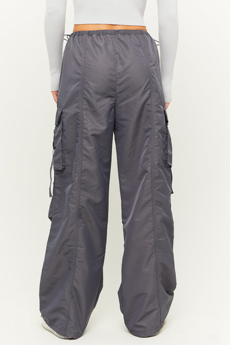 Jean cargo gris de TALLY WEIJL, avec poches et détails, dos.