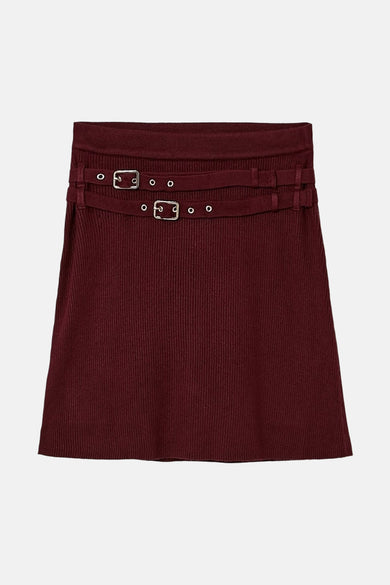 Robe courte de Bordeaux de TALLY WEIJL, avec des ceintures décoratives et des pinces à l'avant.