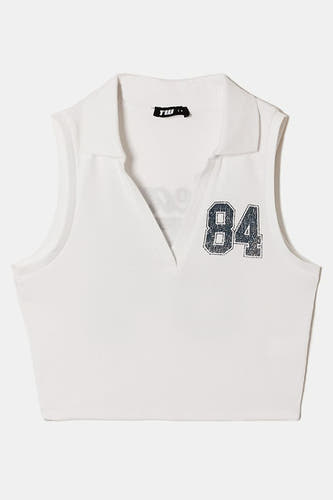 T-shirt sans manches de TALLY WEIJL, avec un col rond et le numéro '84' dessus.