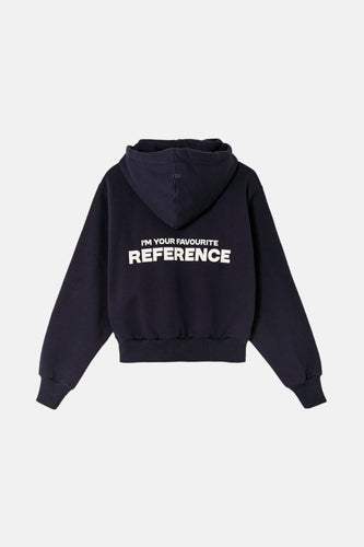 Pull-over bleu avec capuche de TALLY WEIJL, avec des lettres blanches sur le dos.