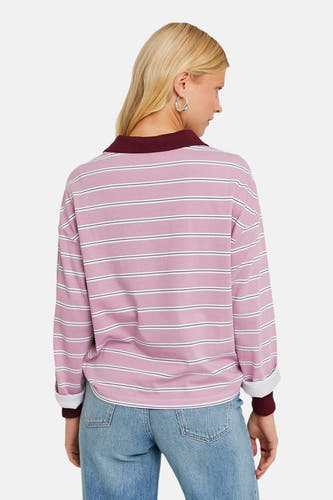 T-shirt rose à manches longues de TALLY WEIJL, rayé avec un col et une partie arrière bordeaux.