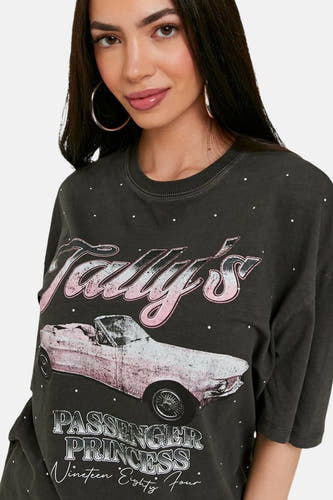 T-shirt gris à manches courtes de TALLY WEIJL, avec imprimé d'auto vintage et texte.
