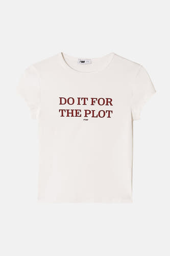 T-shirt blanc de TALLY WEIJL, à manches courtes et avec un imprimé texte rouge foncé sur le devant.