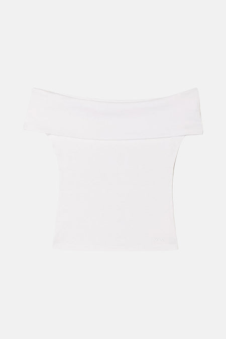 T-shirt blanc à manches courtes de TALLY WEIJL, avec une ligne de col en épaule nue et un design simple.