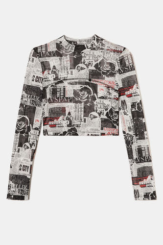 T-shirt blanc à manches longues de TALLY WEIJL, imprimé avec des motifs de presse et des roses.