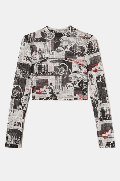 T-shirt blanc à manches longues de TALLY WEIJL, imprimé avec des motifs de presse et des roses.