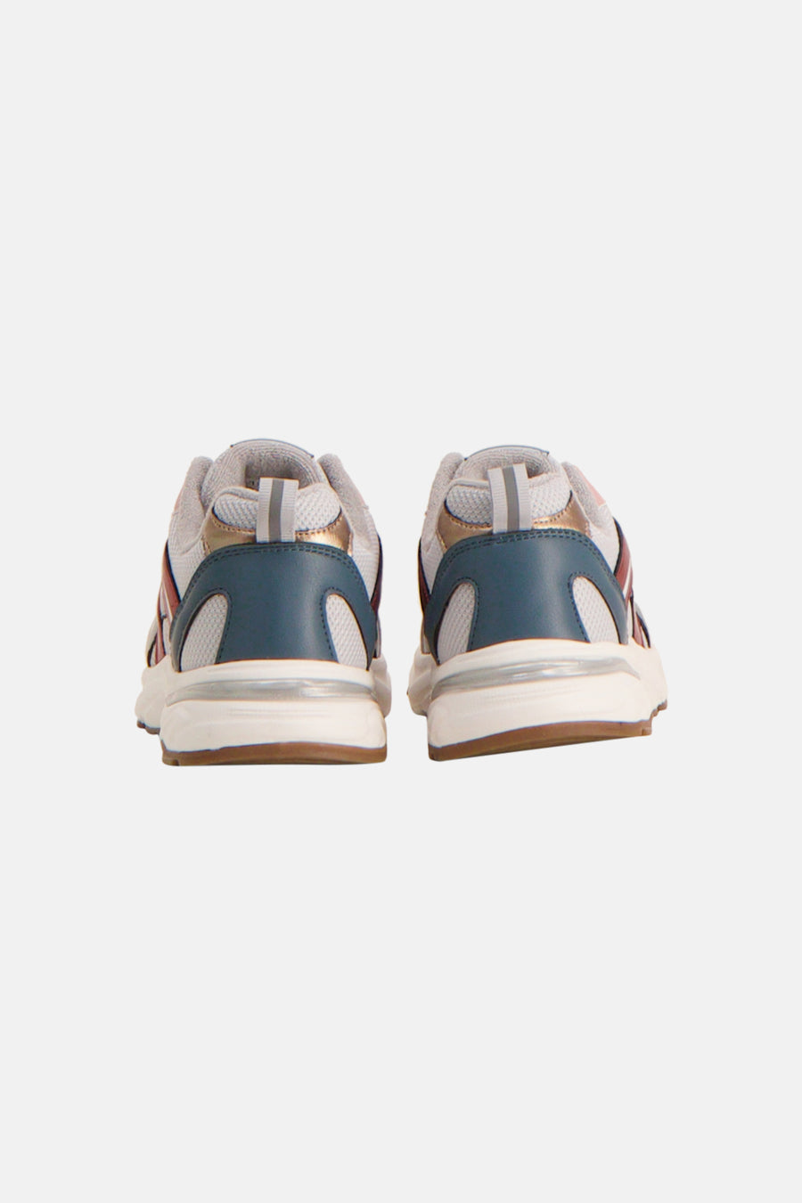Meerkleurige sneakers van SUPERTRASH, achteraanzicht met grijze mesh, teal en bronskleurige accenten, witte zool met luchtkamer en reflecterende hiellussen.