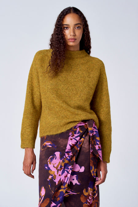 Pull col O Jaune - SUNSET STUDIO
