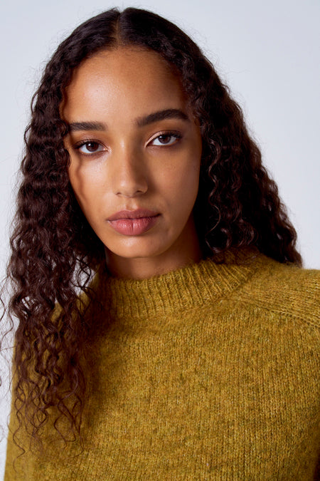Pull col O Jaune - SUNSET STUDIO