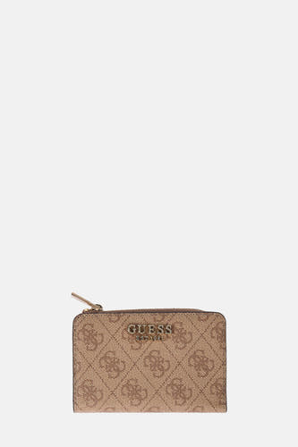 Portefeuille brun de Guess avec logo imprimé et hardware dorée, ouvert sur un fond blanc.