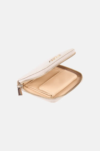 Portefeuille beige Guess, avec une fermeture éclair et un porte-cartes interne.