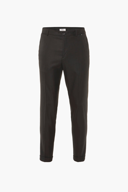 Pantalon de costume noir MEXX, vu de derrière, avec des poches de pantalon rabattues.