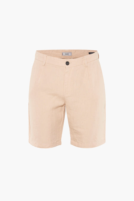 Beige court de MEXX, avec détail de bouton et pinces droites.