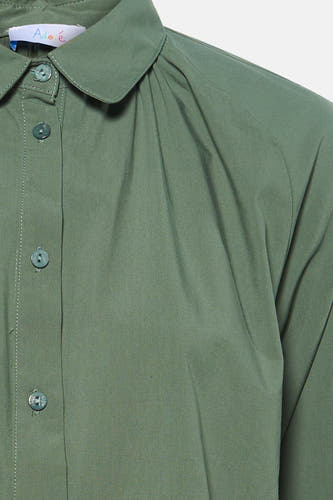 Chemise verte ADORE, à manches longues, fermeture boutonnée et col classique.