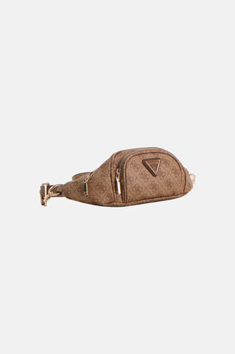 Sac à bandoulière marron Guess, avec un imprimé logo intégral et des détails dorés.