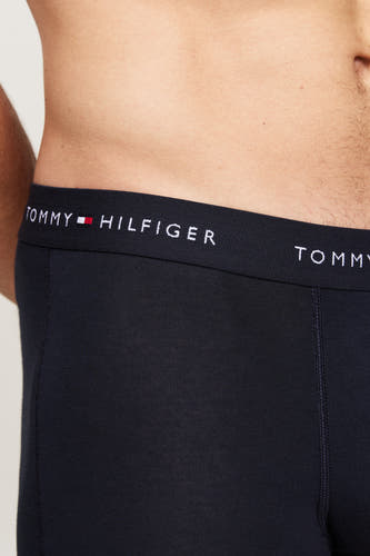 Boxau de boxers TOMMY Tommy JEANSANS, une taille taille taille é avec avec le logo logo marque en blanc.