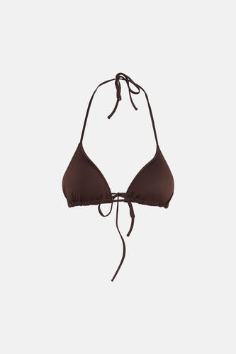 Bruine driehoeksbikinitop van Unwind met verstelbare bandjes en knoopdetail aan de voorkant, front view