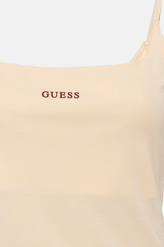 Débardeur spaghetti beige de Guess® avec un décolleté carré et le logo de la marque sur la poitrine.