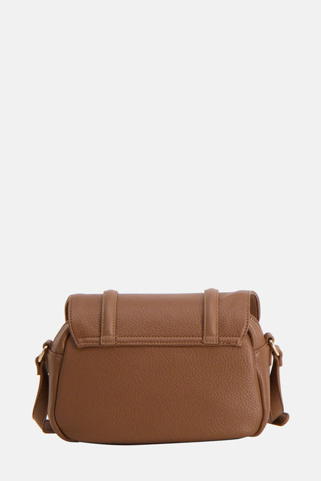 Sac à épaules brun de VALENTINO BAGS, avec texture granulée et rabat avec détails de ce.