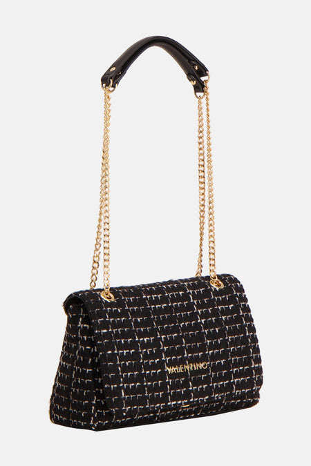 Sac à dos noir de VALENTINO BAGS en tweed, avec fermoir en chaîne d'or et poignée en cuir.