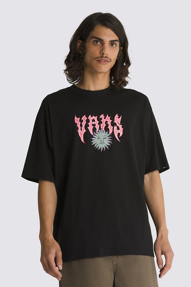 T-shirt noir VANS "OFF THE WALL" avec un logo VANS rose et pointu au-dessus d'un soleil bleu clair triste.