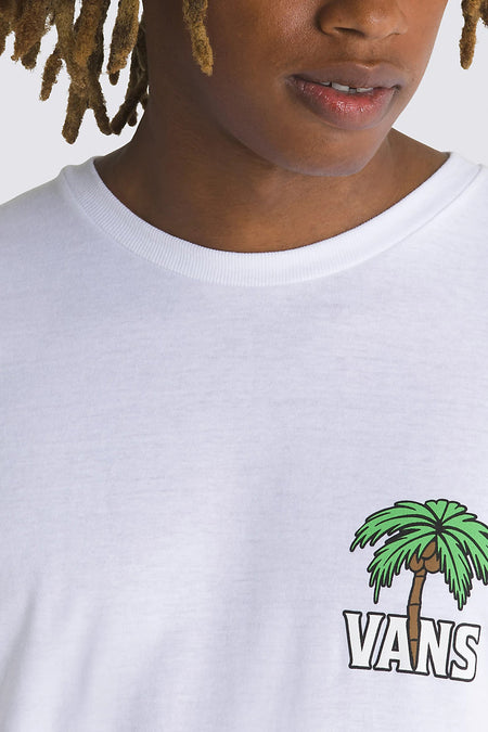 T-shirt blanc à manches courtes de VANS, avec un petit palmier et le logo sur la poitrine.