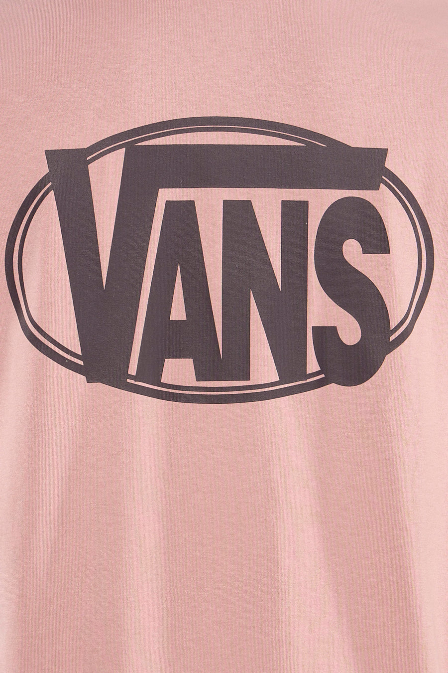 T-shirt rose VANS "OFF THE WALL" avec un grand logo dans un ovale sur la poitrine.