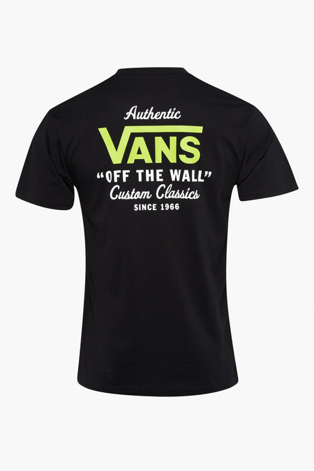 T-shirt noir VANS "OFF THE WALL" avec manches courtes et un logo sur le dos.