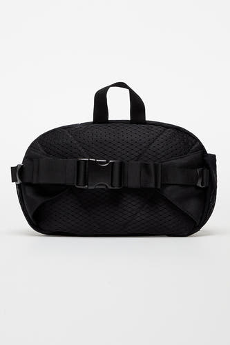 Sac à dos noir de VANS "OFF THE WALL", avec une sangle ajustable et un panneau arrière en mesh.